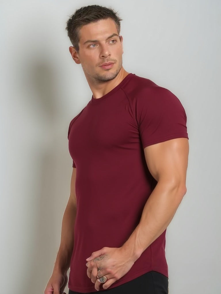 MUSCLE FIT BASIC T-SHIRT